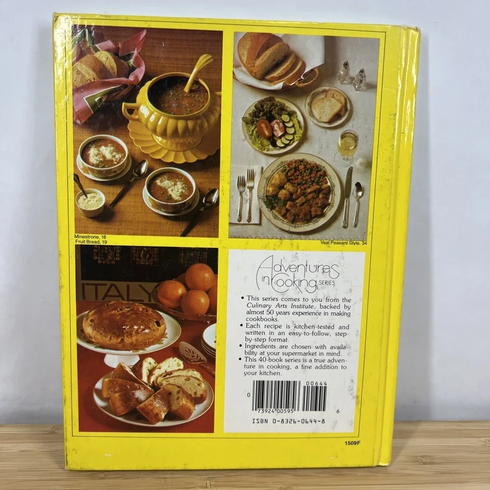 Vintage Culinary Arts Institute Italian‎ Cookbook 1977 Hardcover